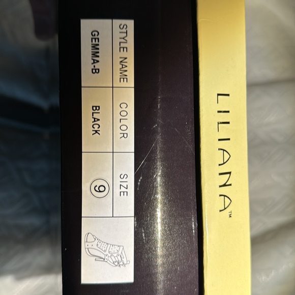 Liliana suede stiletto peep toe sandals with buckles size 9 - Picture 10 of 10